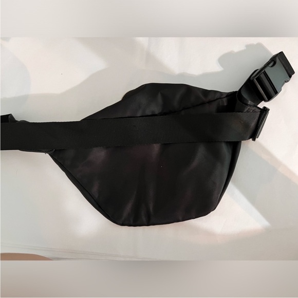 A New Day Black Belt Bag with Gold Accents - Picture 4 of 5